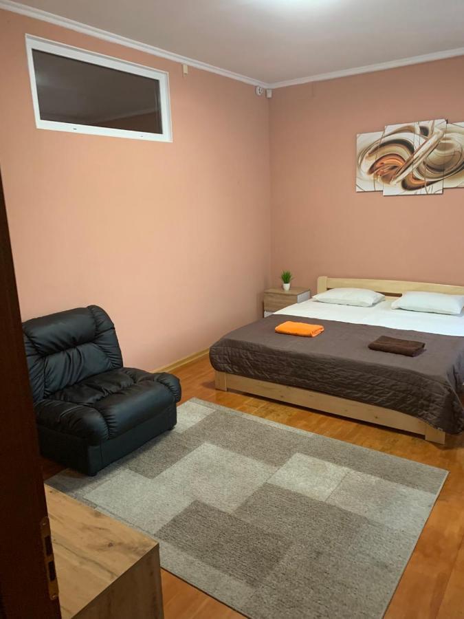 Хостел Friends House 오데사 외부 사진